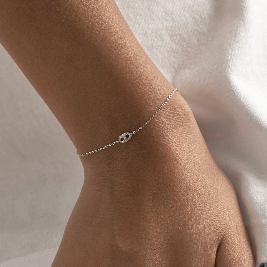 AGATHA FR Bracelet Souple ETREINTE - Cristal / Argenté 4 AGATHA FR Bracelet Souple ETREINTE - Cristal / Argenté – Image 2