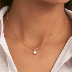 AGATHA FR Collier Ras Du Cou PRISMA - Cristal / Doré -Colliers Soldes Magasin 02680072 137 TU M1